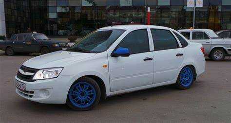 Как тонированные стекла влияют на освещение дороги?