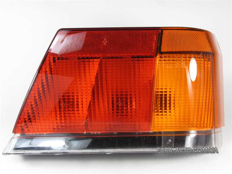 Регулировка угла наклона фары