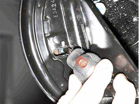 Установка новых задних тормозных элементов: подробный процесс