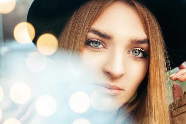 Эко-тренды: женский выбор электромобилей